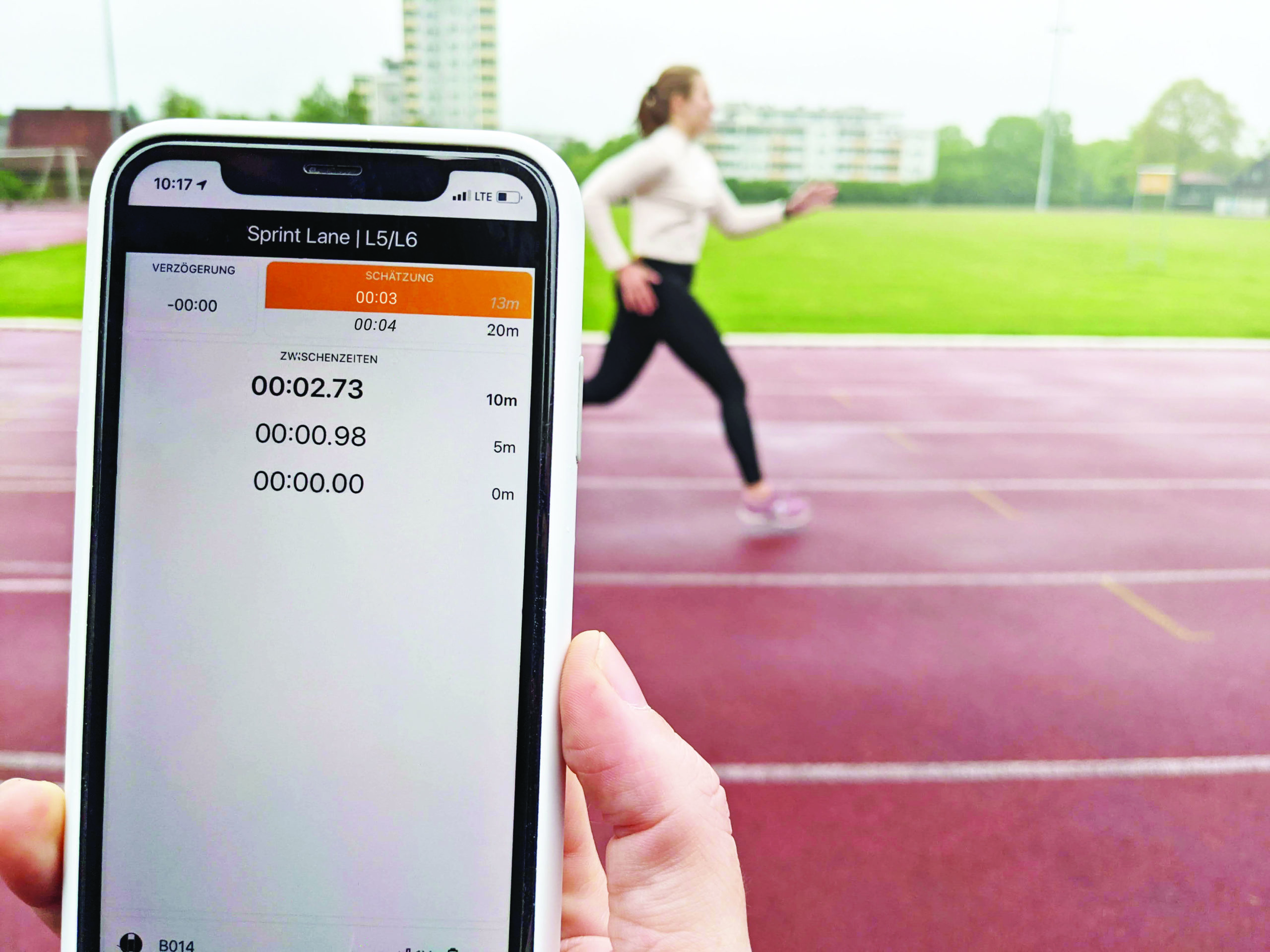 athlétisme, Surface synthétique pour l’athlétisme
