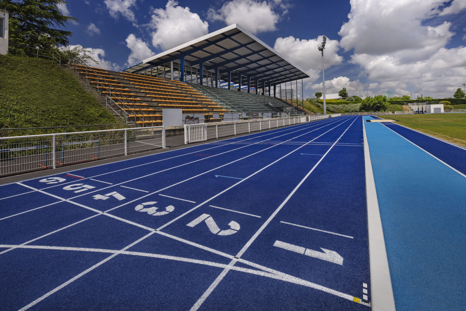 Stade Yvon-Chevalier, Saintes