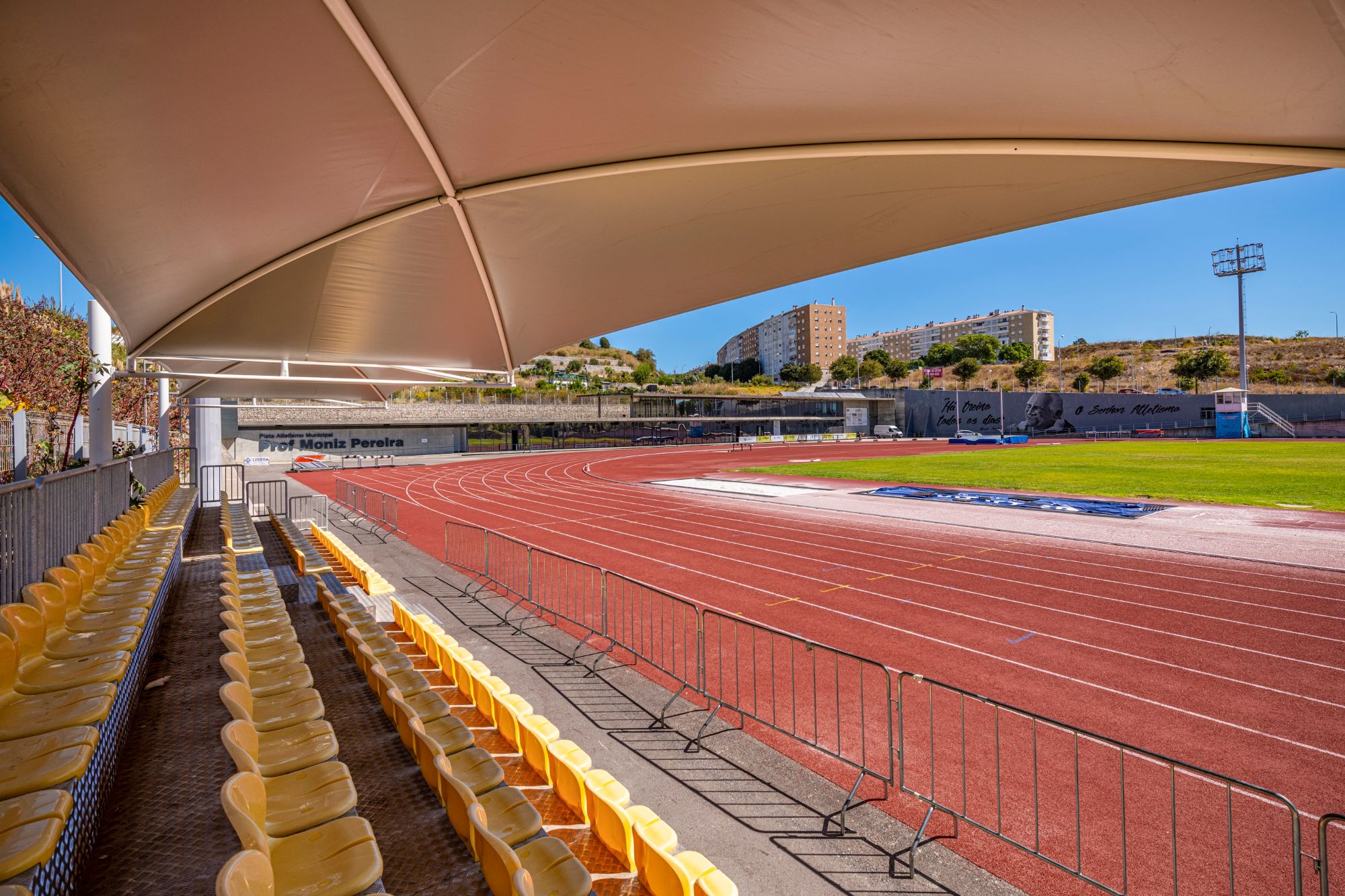 Lisboa_Pista de Atletismo_28 Pista de Atletismo Moniz Pereira, tribune